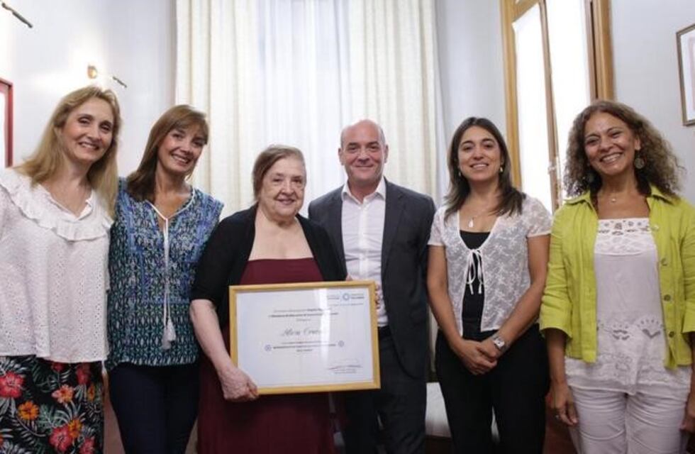 Orgullo Tucumano: la bailarina Alicia Cruzado fue distinguida