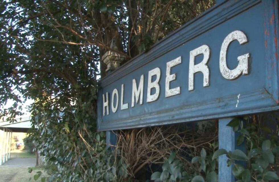 Dos heridos de gravedad tras incendiarse su casa en Holmberg