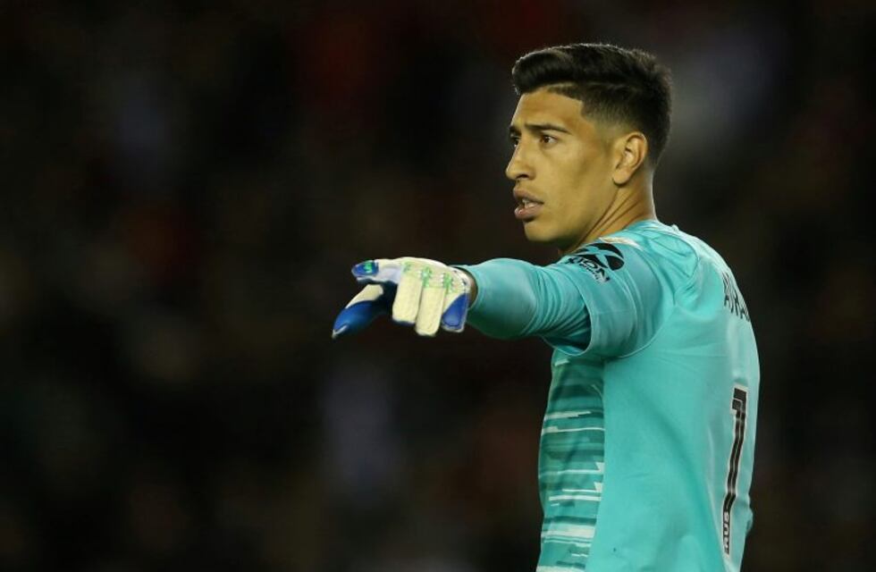 Se lesionó el arquero Esteban Andrada y no viaja para el amistoso de Boca en San Juan