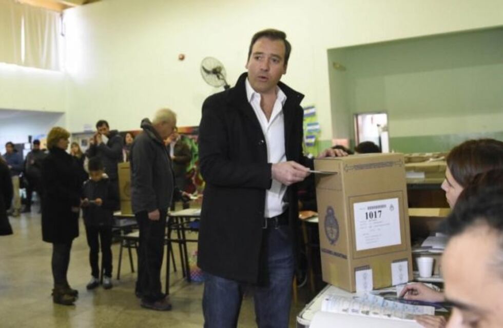 Tras la derrota electoral del domingo en Río Negro, Soria evocó a Serrat y pidió perdón por Whatsapp