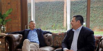 Mauricio Macri y Horacio Cartes\u002E (AFP)