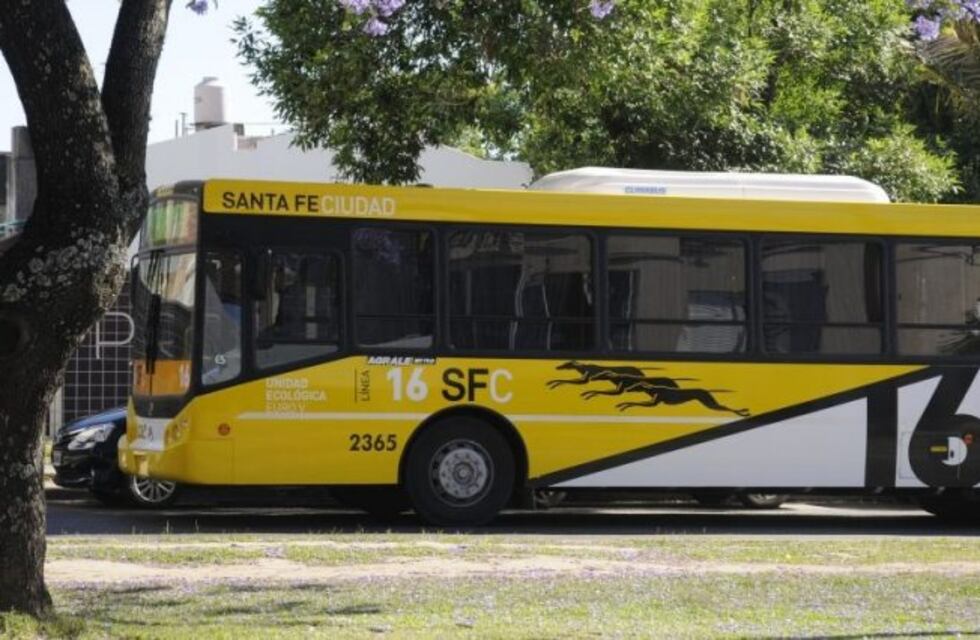 El boleto de colectivo acumula una suba de 123,5% en un año