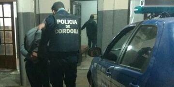 Alta Gracia: se fugó de un control policial, se esconde en una vivienda y es detenido\u002E