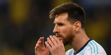 Argentina's Lionel Messi gestures after losing 2-0 to Brazil in a Copa America football tournament semi-final match at the Mineirao Stadium in Belo Horizonte, Brazil, on July 2, 2019\u002E (Photo by Pedro UGARTE / AFP)