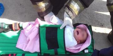 La bebe rescatada fue atendida por médicos, que constataron que estaba en buen estado\u002E