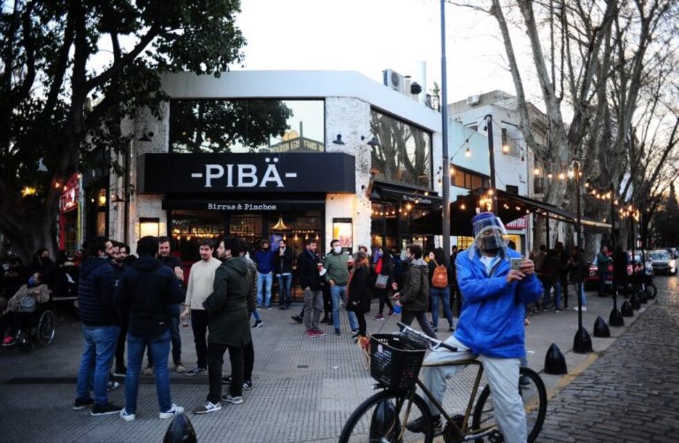 Coronavirus en Argentina: hubo 41 nuevos fallecimientos y ya son 8498 los muertos