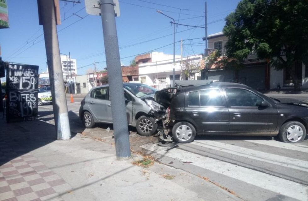 Chocó, tenía 10 mil pesos en la mano, se le volaron y la gente se los robó