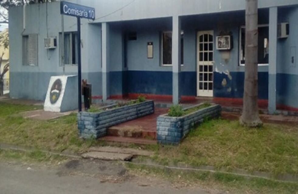 Un hombre tiró del auto en movimiento a su pareja en Paraná