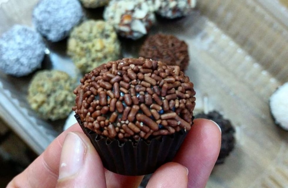 Brigadeiros: un postre tradicional de Brasil en Paraná