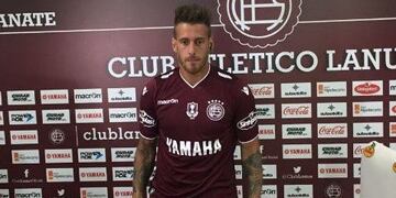 Germu00e1n Denis deju00f3 Independiente y ya firmu00f3 con Lanu00fas.