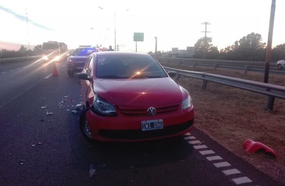 Un automovilista resultó herido tras un choque en cadena sobre Avenida Circunvalación