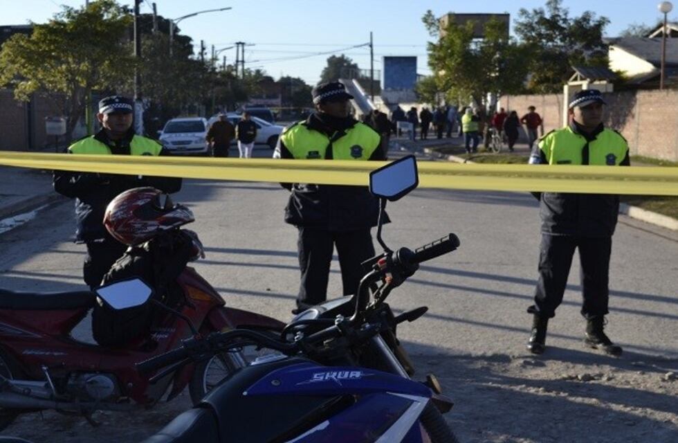 Tenía orden de captura por homicidio y fue detenida mientras votaba