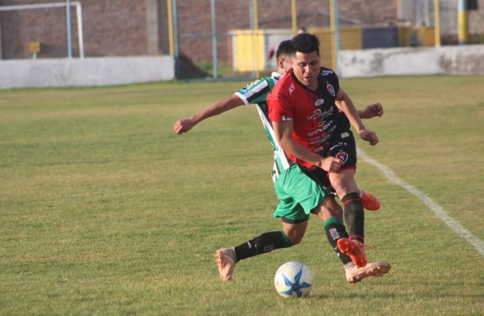 Clásico: con los regresos de Castellano y Sanhueza, Sporting confirmó el equipo