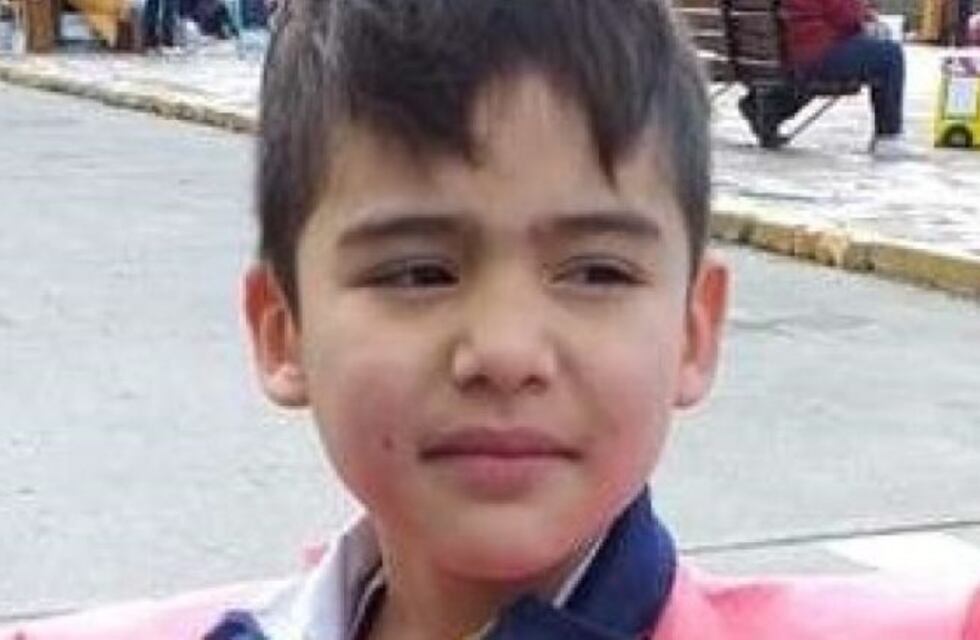 Buscan a un niño de 8 años que fue llevado de Bariloche por su padre