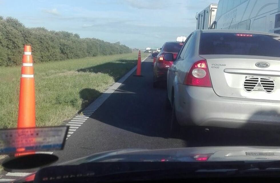 Murió un joven embestido por un camión en la Autopista a Buenos Aires