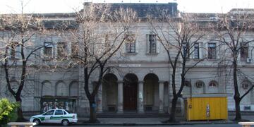 Imputaron a la mujer que atacó a una pediatra en el Hospital de niños de La Plata.