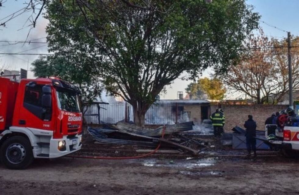Colecta para ayudar a la madre del adolescente que murió en un incendio en zona oeste