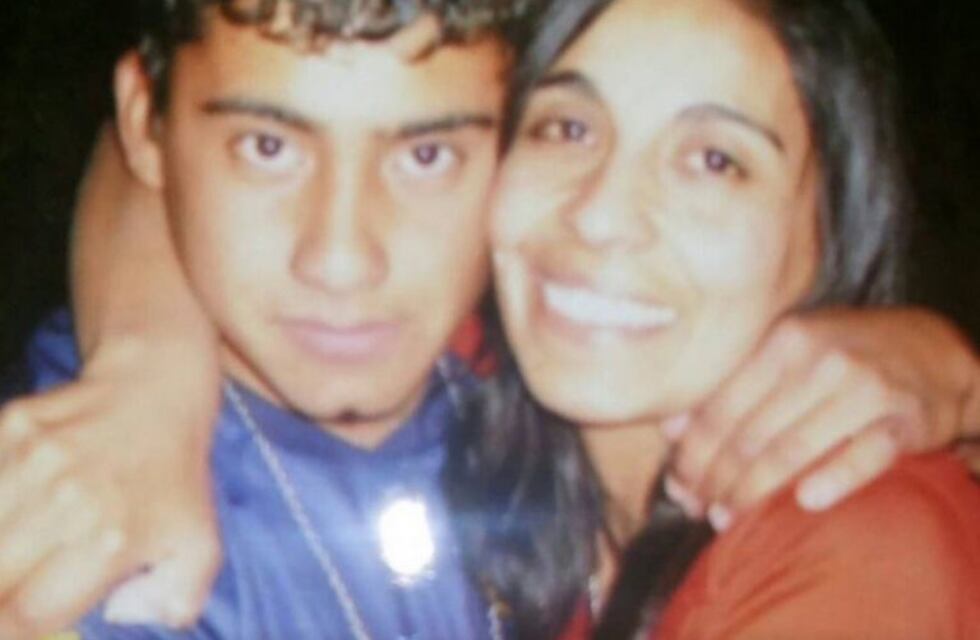 "Mi mamá decidió quitarse la vida por no poder conseguir una justicia para su hijo"