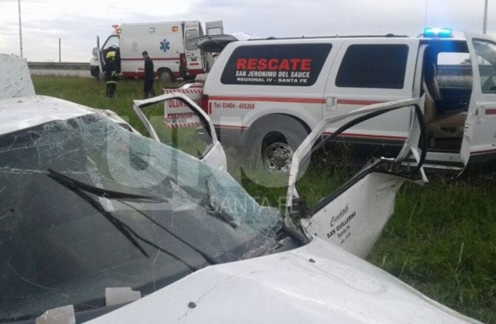 Un bebé internado en grave estado tras un accidente en la Autovía 19