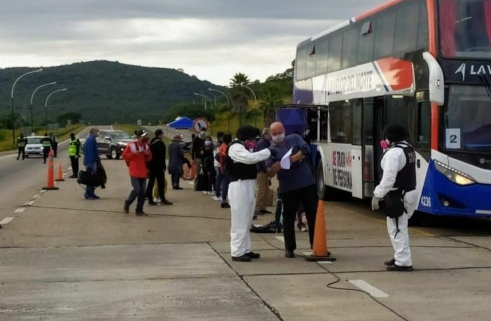 Podrían pedir estudios de PCR a los salteños que ingresen a la provincia