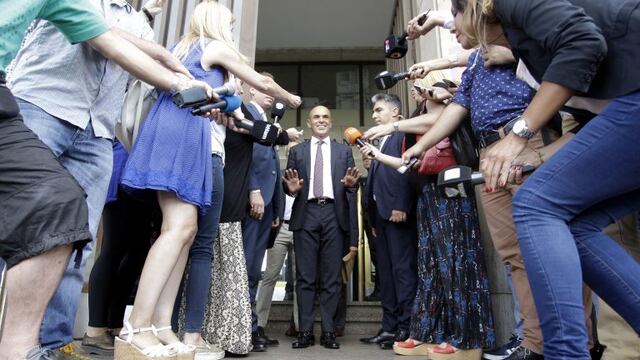 DYN08, BUENOS AIRES 25/01/2017, EL TITULAR DE LA AFI, GUSTAVO ARRIBAS, SE RETIRA DE COMODORO PY.FOTO:DYN/ALBERTO RAGGIO. ciudad de buenos aires Gustavo Arribas presentacion del titular de la AFI en tribunales de comodoro py investigacion escandalo caso Lava Jato