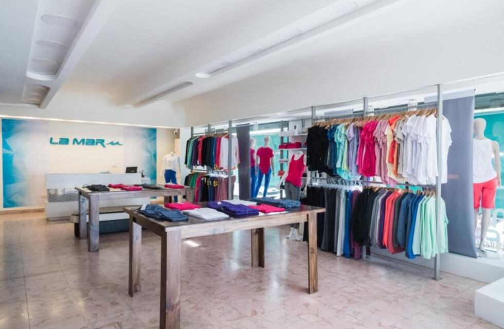 Unos 20 trabajadores quedaron en la calle por el cierre de una fábrica de indumentaria