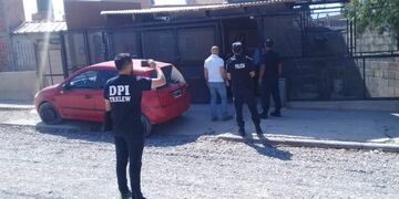 La Policía de Santa Cruz efectuó allanamientos en Trelew