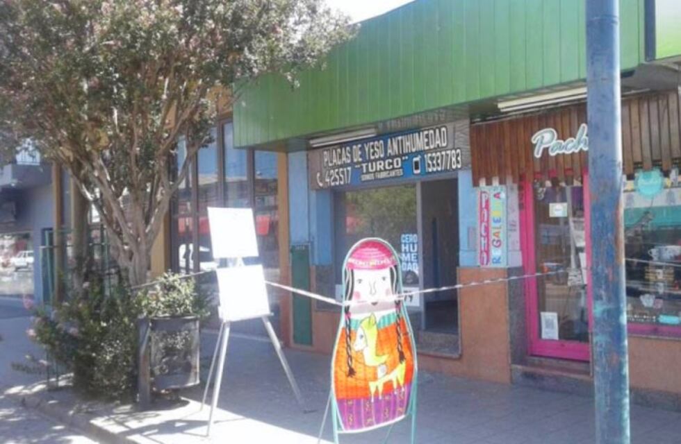 Octogenario a los tiros por estacionar en su garaje