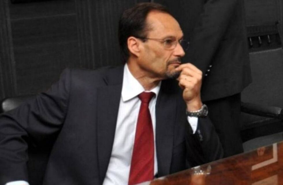 El procurador de Entre Ríos avaló el decreto de Bordet sobre fumigaciones