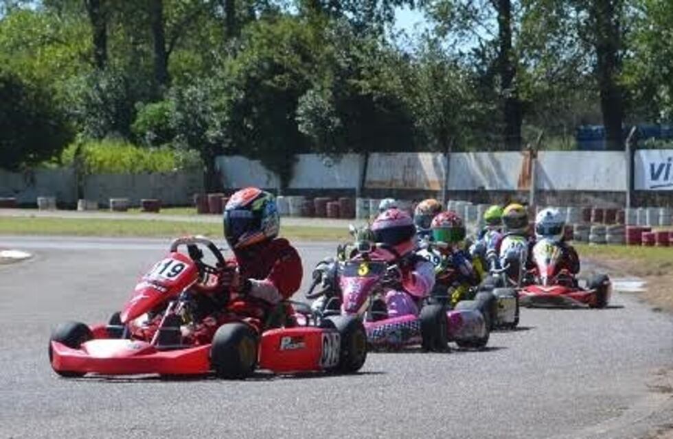 Automovilismo, actividad regional: festejos en Caroya y Río Tercero