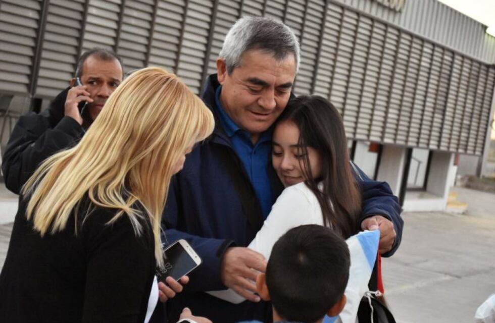 Cálido recibimiento a ex combatientes sanjuaninos que visitaron Malvinas