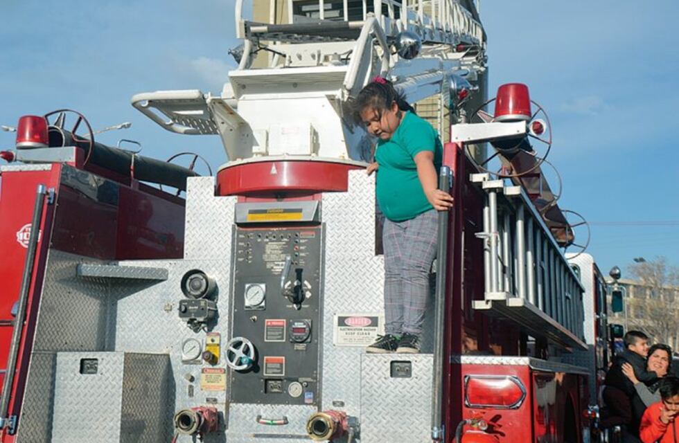 "Bomberitos por un día" contó con el acompañamiento de la comunidad