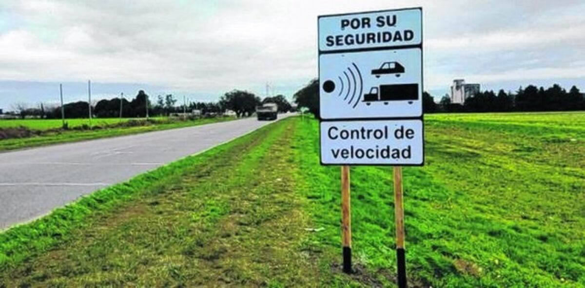 Radares con fotomultas en dos accesos a Villa Constitución\u002E