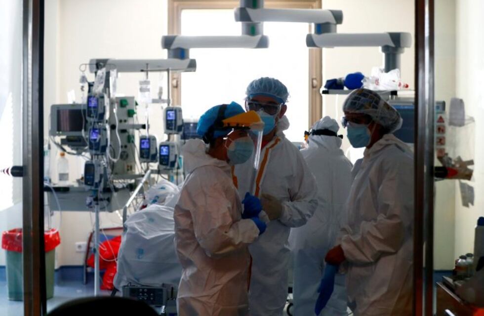 España registró un nuevo récord diario de casos de coronavirus: más de 25.500