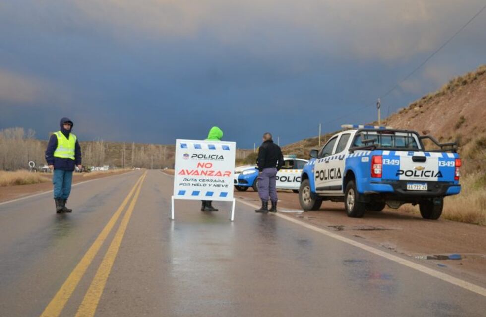 Tránsito cortado en Piedra del Águila hacia San Martín y Bariloche