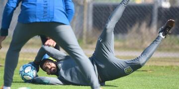 El ex Boca Juniors se adueñó del puesto tras la venta de Jeremías Ledesma\u002E (@carcoficial)