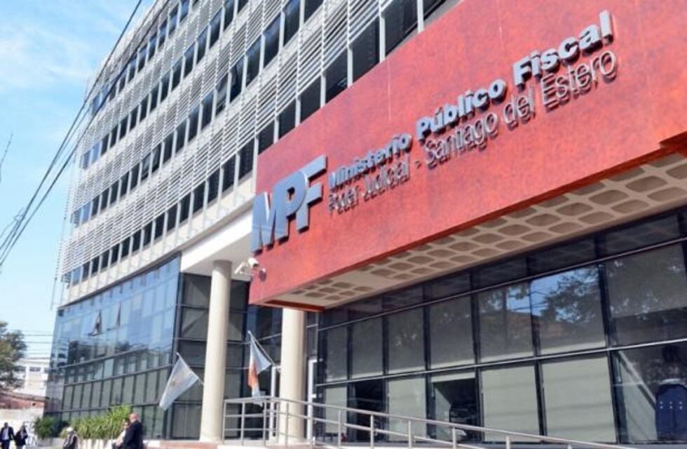 Una alumna, víctima de bullying amenazó con saltar al vacío en la escuela