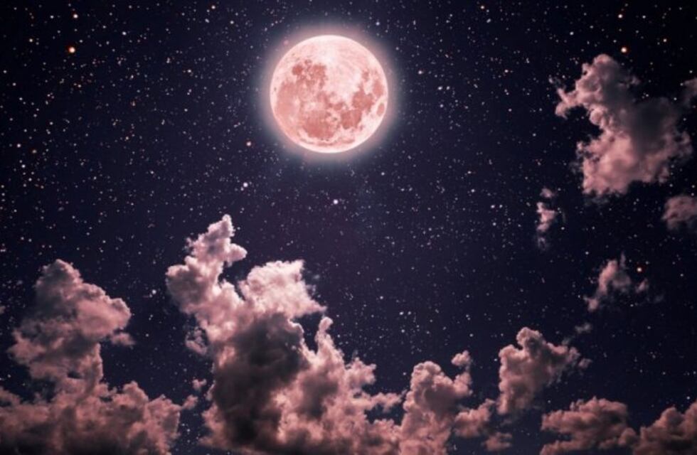 El eclipse de "Luna de Fresa" llega este viernes: ¿cómo afectará a cada signo?