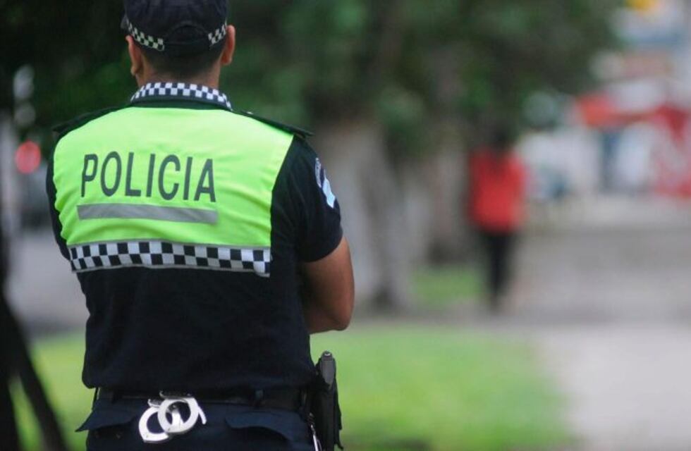 Un policía fue herido por dos sujetos en un barrio privado de San Pablo