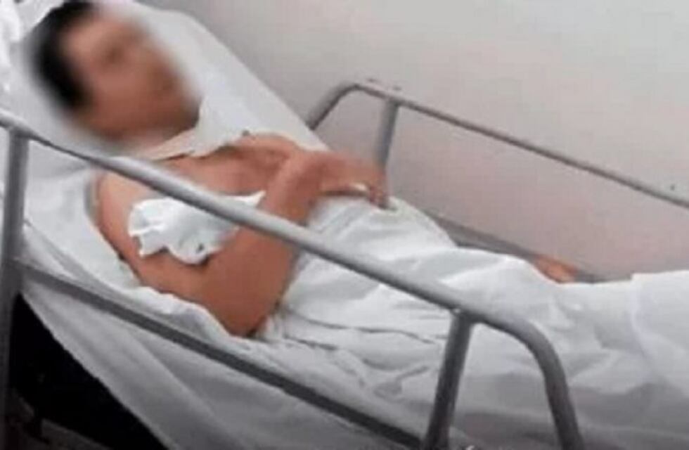 Detuvieron al padre del joven que encontrado encerrado y desnutrido en su casa