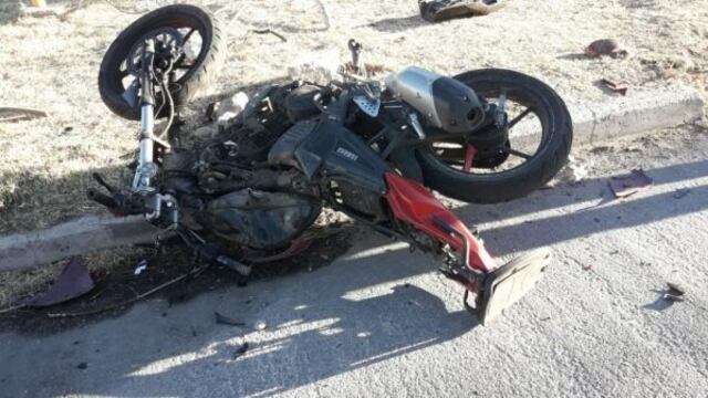 Choque en el parque industrial de la ciudad de San Luis moto_1