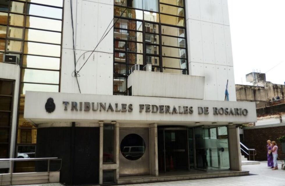 Colocan un puesto de testeo de coronavirus en los Tribunales Federales de Rosario
