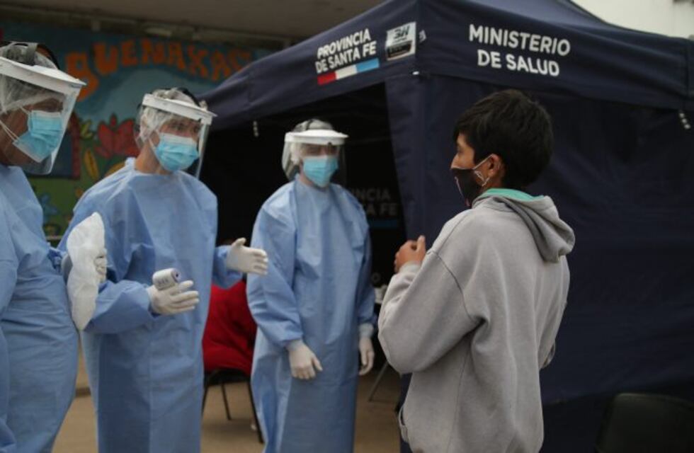 Santa Fe otra vez superó los 2.000 casos diarios de coronavirus