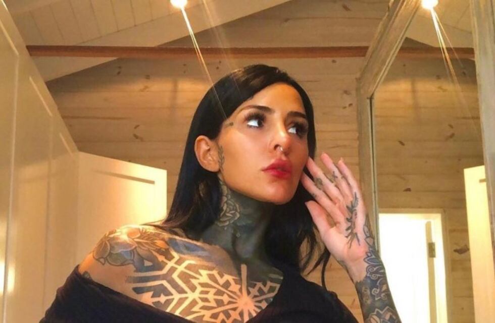 Cande Tinelli mostró los repudiables mensajes contra su familia: "Se cag... en los demás"