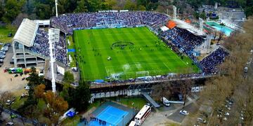 Gimnasia podrá utilizar todo el estadio para el debut de Diego Maradona en la Superliga\u002E (EFE)