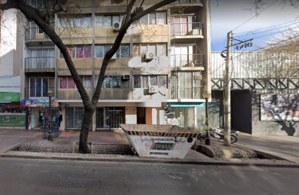 Una pareja se desmayó tras salir de bañarse y ella murió