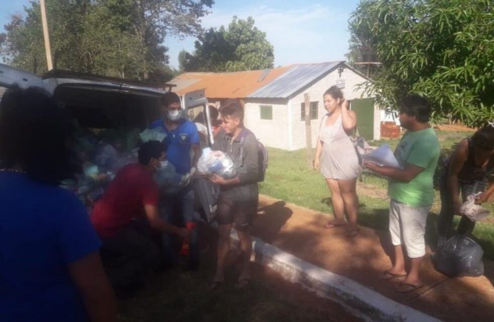 Entregaron 1700 bolsas de mercadería en Iguazú