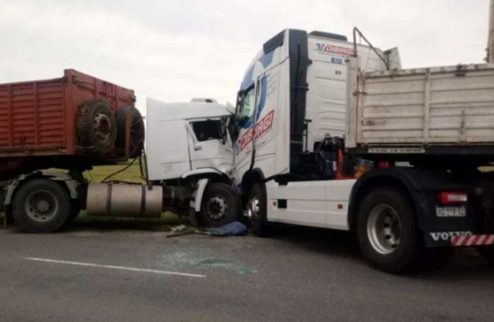 La Ruta 51 estuvo colapsada por un accidente