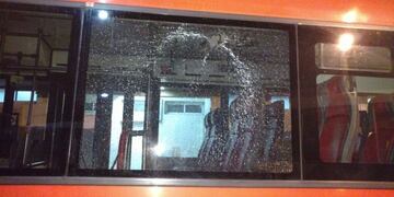 Apedrearon colectivos en Rosario