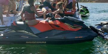 Fiesta clandestina en el dique El Carrizal, Mendoza\u002E